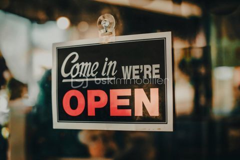 MAGASIN/ BOUTIQUE/ LOCAL / EMPLACEMENT NO 1 DEAUVILLE 385000 14800 Deauville