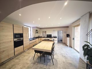  Maison � vendre 9 pi�ces 192 m�