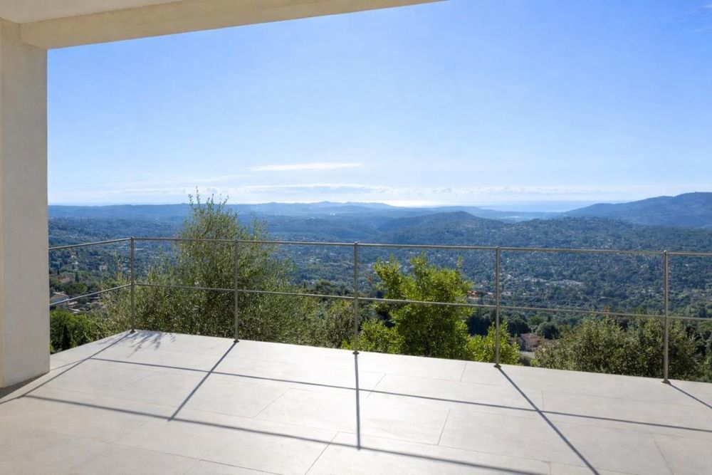 � vendre  Villa Sp�rac�des (06530)