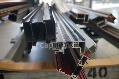 A VENDRE !  Menuiserie Aluminium PVC proche Avignon 189000 13550 Noves