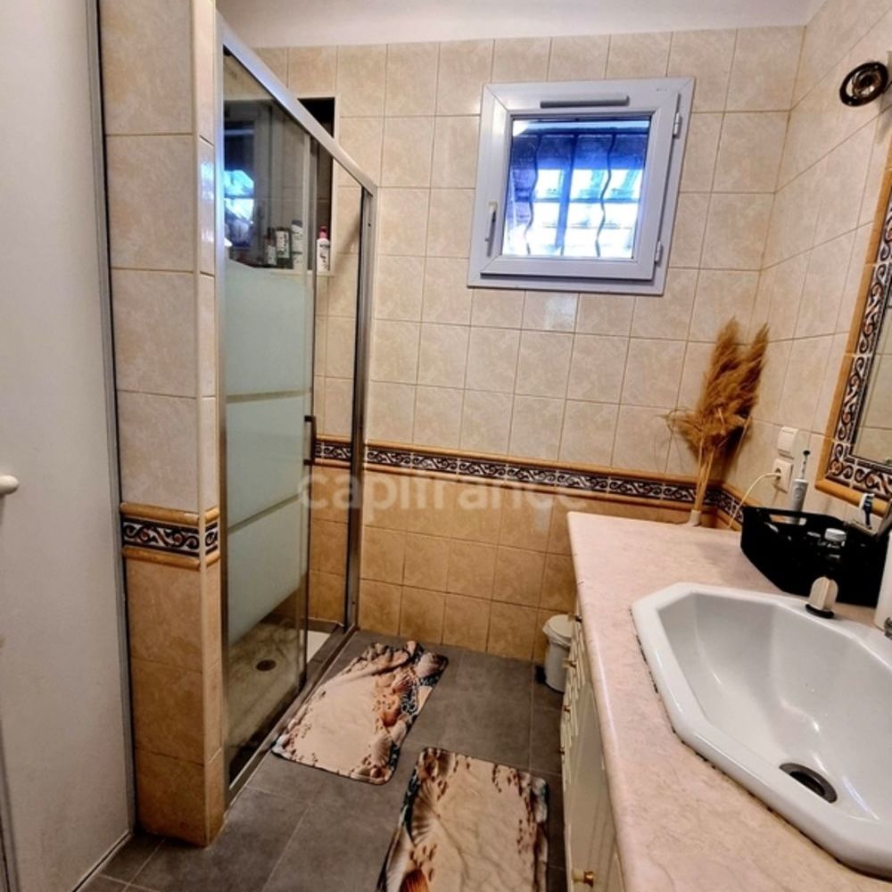 � vendre  Maison Mimet (13105)