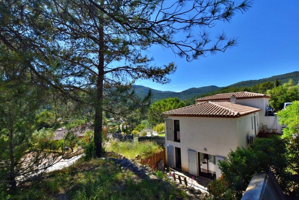 � vendre  Maison Solli�s-Toucas (83210)