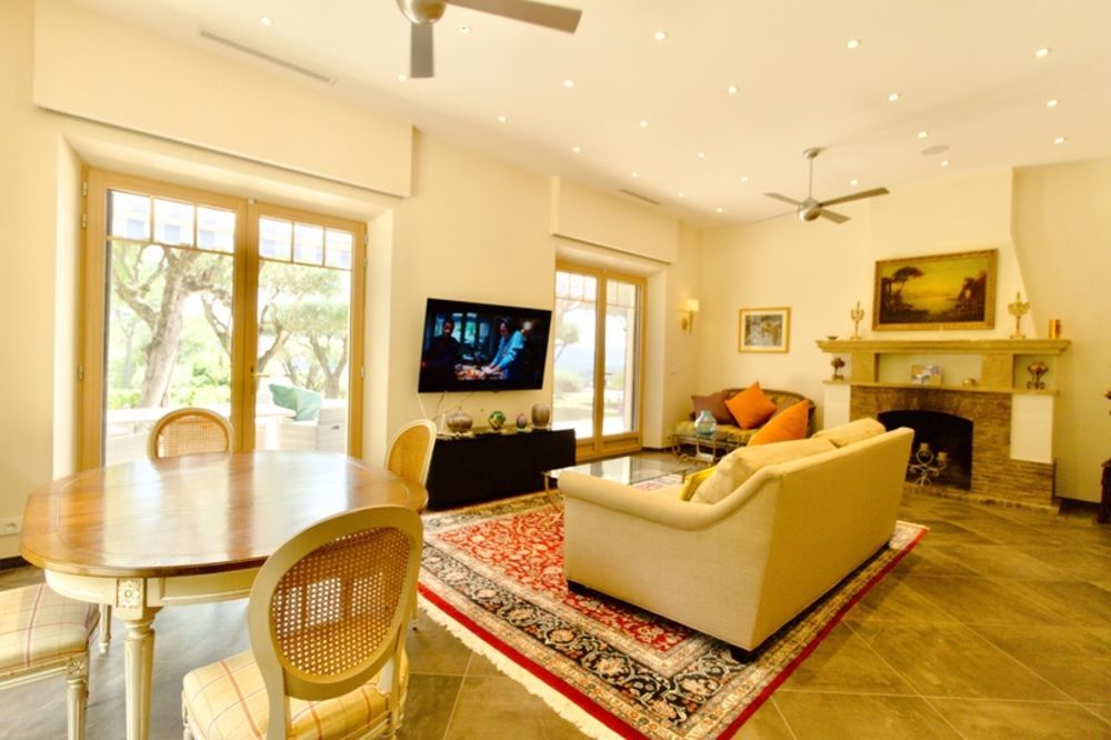 � vendre  Villa Mougins (06250)