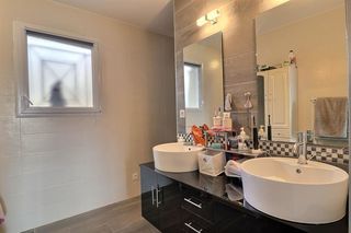  Maison � vendre 4 pi�ces 176 m�