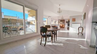  Appartement � vendre 5 pi�ces 129 m� Salon de provence