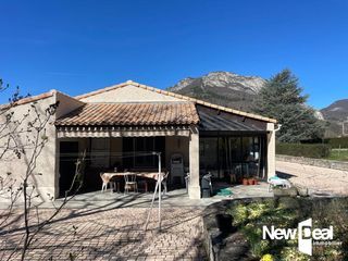  Villa � vendre 6 pi�ces 150 m�