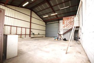  Parking / Garage � vendre 3 pi�ces 130 m�