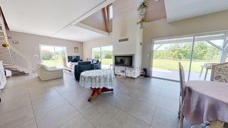  Villa � vendre 6 pi�ces 195 m�