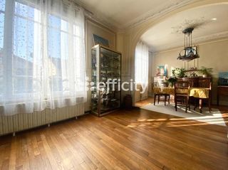  Maison � vendre 8 pi�ces 250 m�