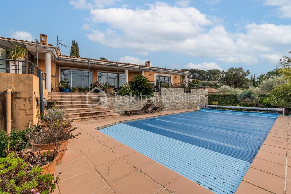 � vendre  Villa Sanary-sur-Mer (83110)