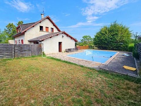   EXCLUSIVITE Maison de 140m� avec piscine et vue d�gag�e Maison - 7 pi�ce(s) - 140 m�