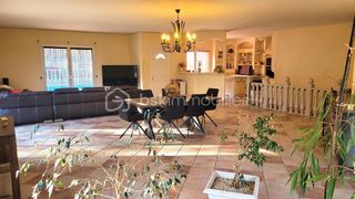  Villa � vendre 6 pi�ces 183 m�