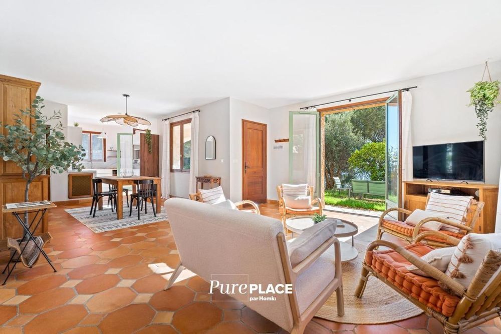 � vendre  Maison Beausoleil (06240)