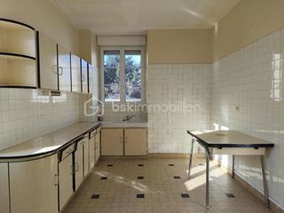  Immeuble � vendre 10 pi�ces 228 m�