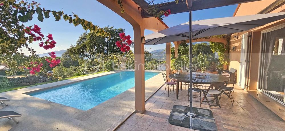 � vendre  Villa Cuttoli-Corticchiato (20167)