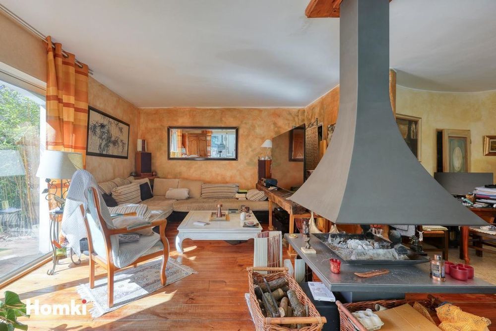 � vendre  Maison N�oules (83136)