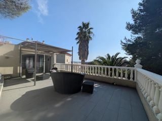  Propri�t�/ch�teau � vendre 15 + pi�ces 547 m�