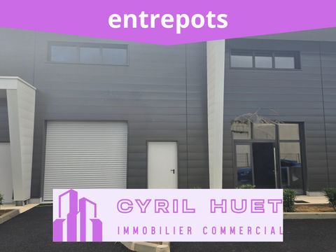 83310 GRIMAUD - Entrep&ocirc;t / local industriel 90 m&sup2; 2400 83310 Grimaud