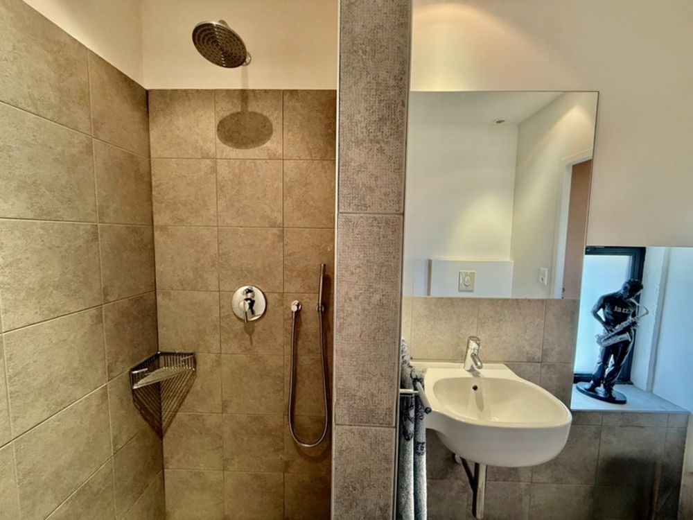 � vendre  Maison Opp�de (84580)