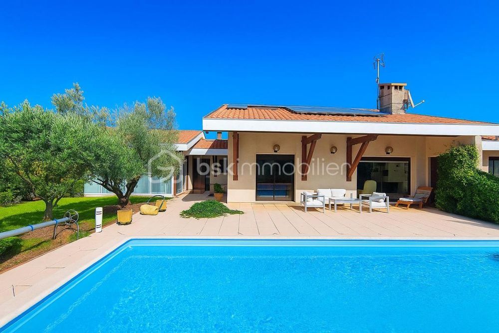 � vendre  Villa Gujan-Mestras (33470)