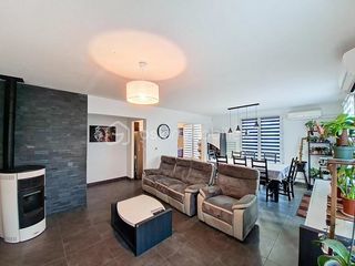  Maison � vendre 6 pi�ces 174 m�