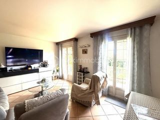  Villa � vendre 6 pi�ces 165 m�