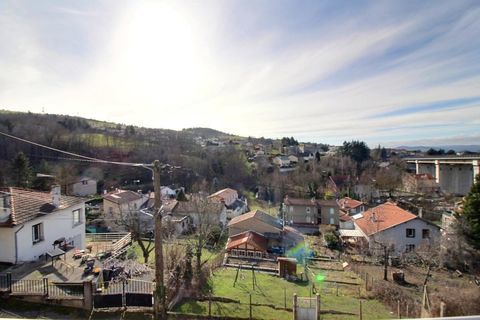   MAISON FAMILIALE 162 m�  6 CHAMBRES  TERRAIN 518 m� Maison - 7 pi�ce(s) - 162 m�