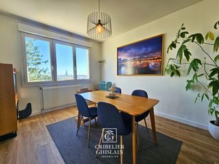  Appartement � vendre 4 pi�ces 82 m�