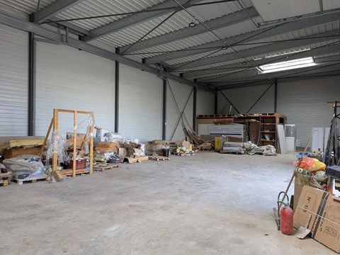 60100 CREIL - Entrep&ocirc;t d'activit&eacute; avec bureau et parkings 3900 60100 Creil