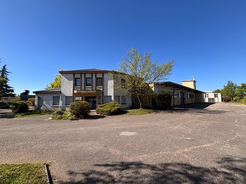 B&Acirc;TIMENT D'ACTIVIT&Eacute; IND&Eacute;PENDANT &Agrave; LOUER – 1 991 m&sup2; – TERRAIN 4 500 m&sup2; – ACC&Egrave;S A89 IMM&Eacute;DIAT – Lentilly 168200 69210 Lentilly