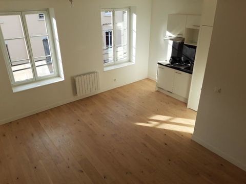   T2 avec mezzanine � ECULLY Appartement - 2 pi�ce(s) - 51 m�