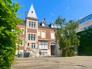  Appartement � vendre 5 pi�ces 122 m�