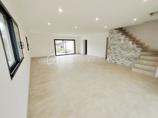  Villa � vendre 6 pi�ces 145 m�