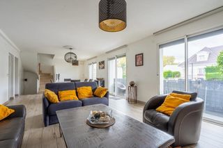  Maison � vendre 8 pi�ces 196 m�