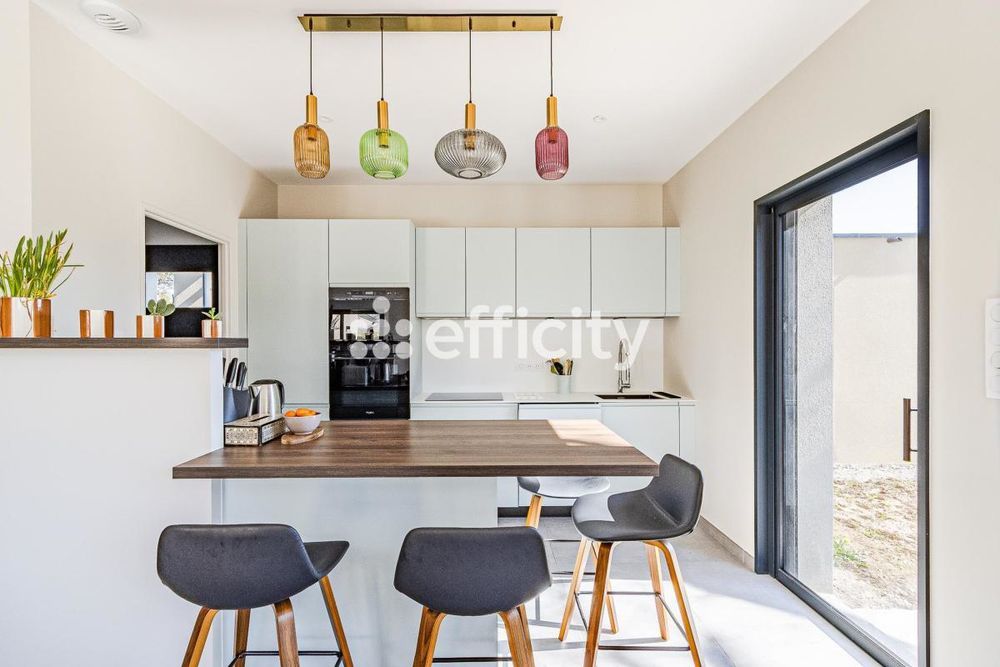 � vendre  Villa Chazay-d'Azergues (69380)