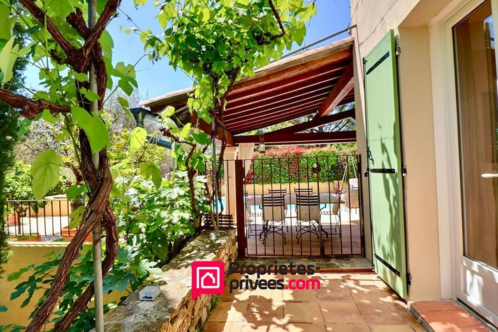 � vendre  Villa Uz�s (30700)