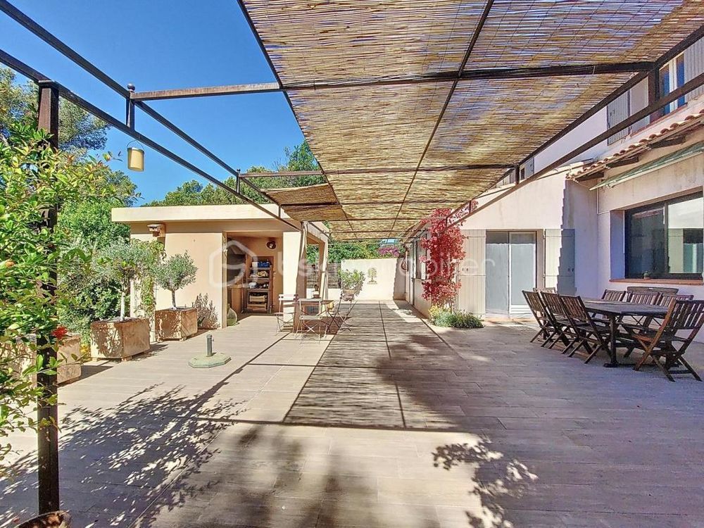 � vendre  Villa Ollioules (83190)
