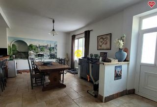  Propri�t�/ch�teau � vendre 9 pi�ces 268 m�