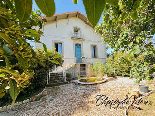  Propri�t�/ch�teau � vendre 7 pi�ces 240 m�