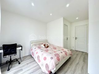  Immeuble � vendre 7 pi�ces 160 m�