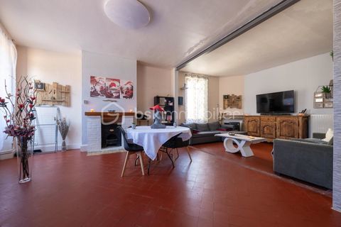   Maison du 19 �me si�cle compos�e de 4 chambres et de ses d�pendances ! Maison - 5 pi�ce(s) - 152 m�