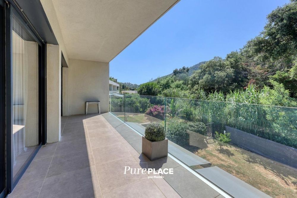 � vendre  Appartement Le Lavandou (83980)