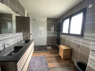  Villa � vendre 6 pi�ces 244 m�