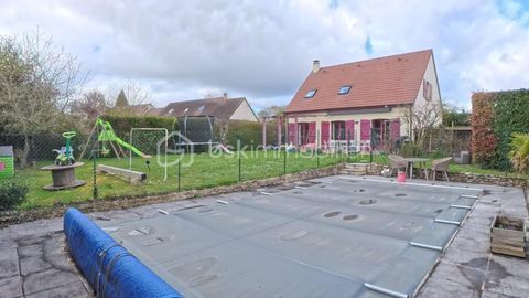   Maison familiale de 165m� avec piscine et sous-sol am�nag� Maison - 5 pi�ce(s) - 165 m�