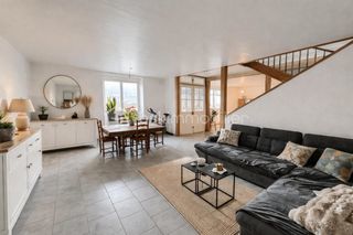  Immeuble � vendre 11 pi�ces 300 m�