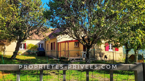   Plazac- Vall�e V�z�re - Maison en pierre avec 2 parties ind�pendantes. Vue magnifique. 3/4 chambres. D�pendances. Terrain attena Maison - 6 pi�ce(s) - 118 m�