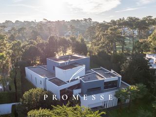  Villa � vendre 8 pi�ces 390 m�