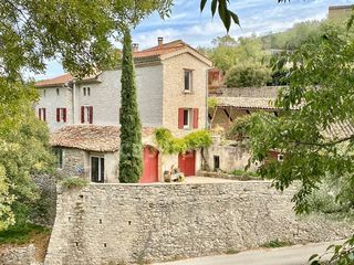  Maison � vendre 15 + pi�ces 350 m�