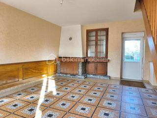  Immeuble � vendre 10 pi�ces 228 m�