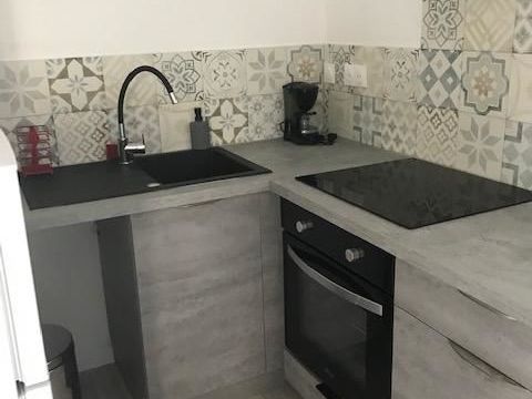   � LOUER T1bis MEUBL� � VILLENEUVE Appartement - 2 pi�ce(s) - 24 m�